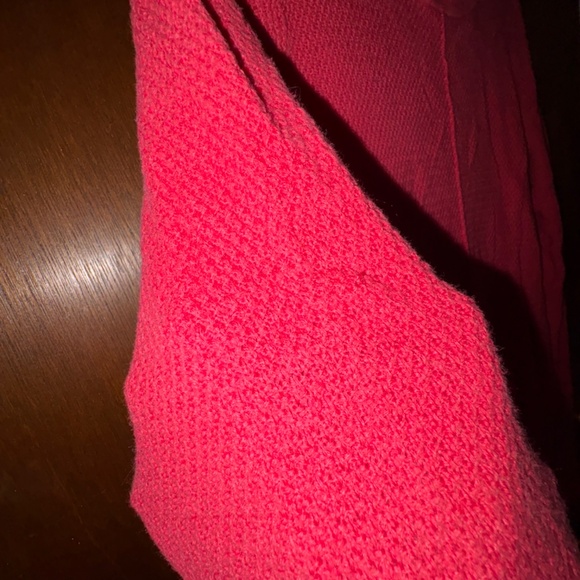 WOMEN'S SMALL PINK (FUSCHIA) SWEATER - Picture 6 of 6
